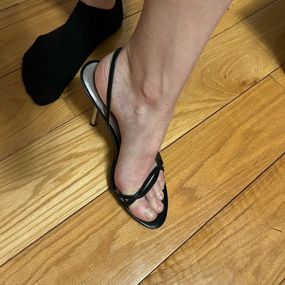 Size 8 heels - Picture 5 of 6
